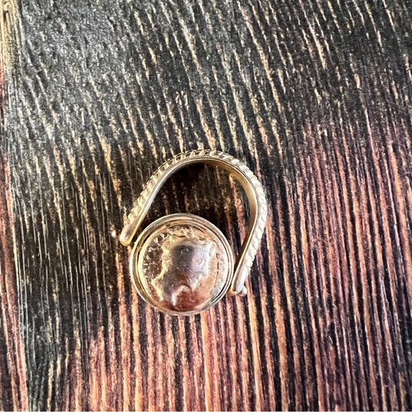 Reversible Ring - Picture 4 of 4